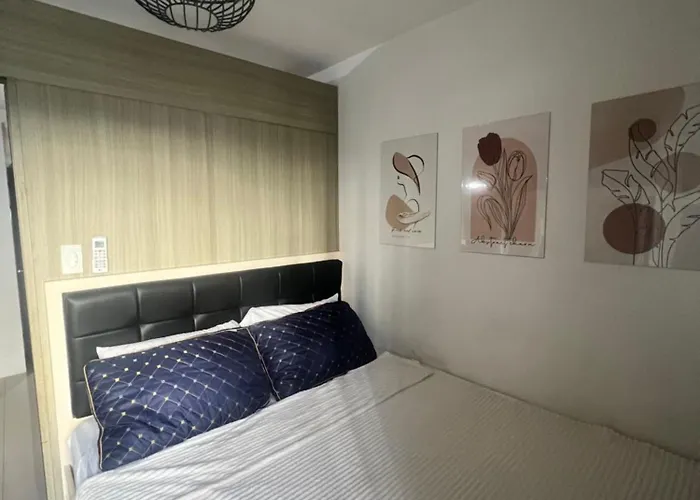 Cozy Juan Stay- Shore Residences
